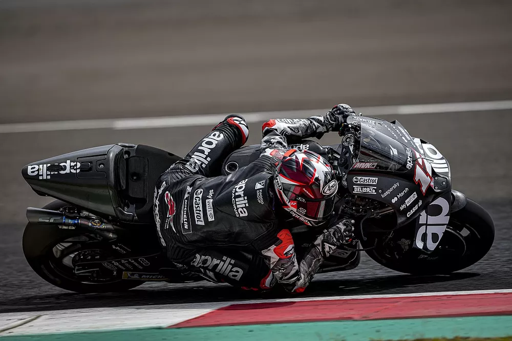 Maverick Vinales, Aprilia Racing Team