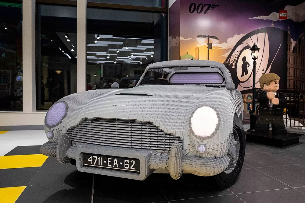 ASTON MARTIN DB5