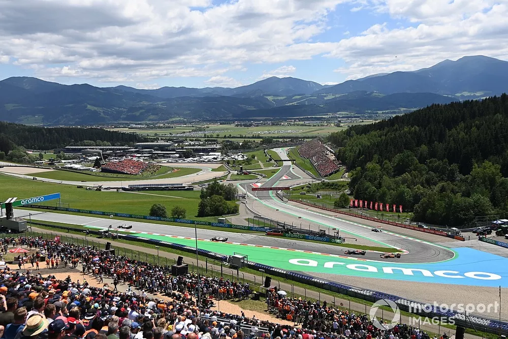 Kevin Magnussen, Haas VF-22, Mick Schumacher, Haas VF-22, Max Verstappen, Red Bull Racing RB18, Lando Norris, McLaren MCL36