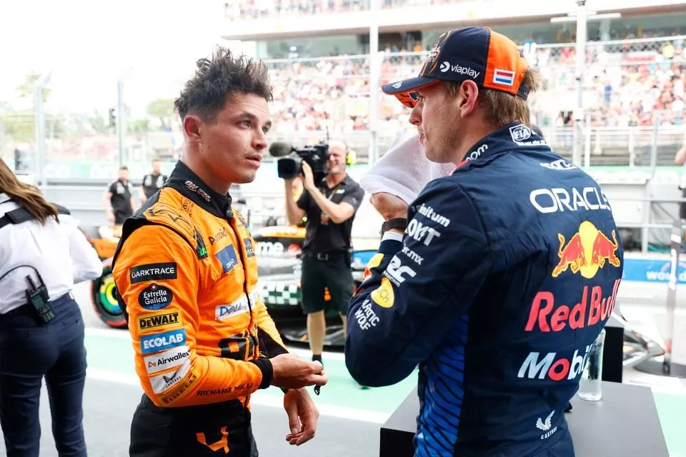 Max Verstappen, Red Bull Racing, pole man Lando Norris, McLaren F1 Team, conversa ap&oacute;s a classifica&ccedil;&atilde;o