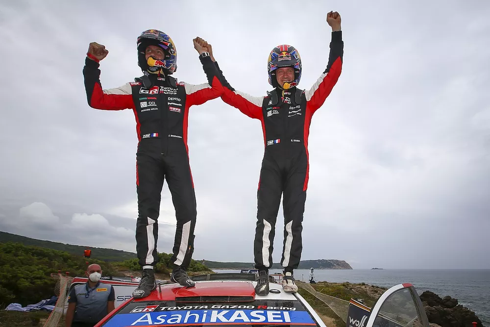 Los ganadores: Sébastien Ogier, Julien Ingrassia, Toyota Gazoo Racing WRT Toyota Yaris WRC