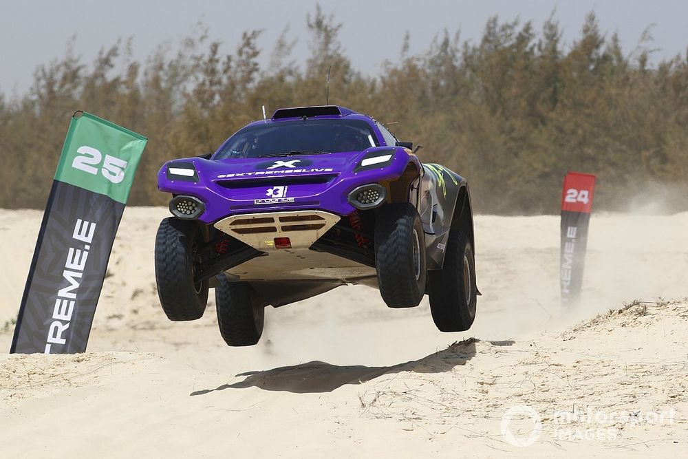 Cristina Gutierrez, X44 Sebastien Loeb, X44, jump