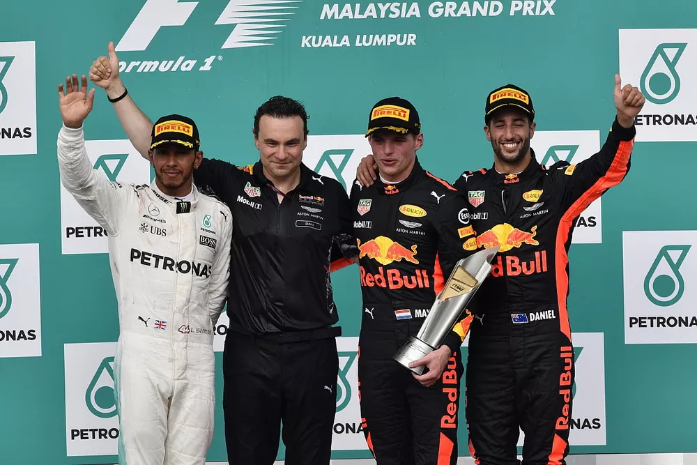 Lewis Hamilton, Mercedes AMG F1, Dan Fallows, Red Bull Racing Head of Aerodynamics, race winner Max 