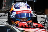 Grosjean está "harto" de que transmitan sus mensajes de radio por TV