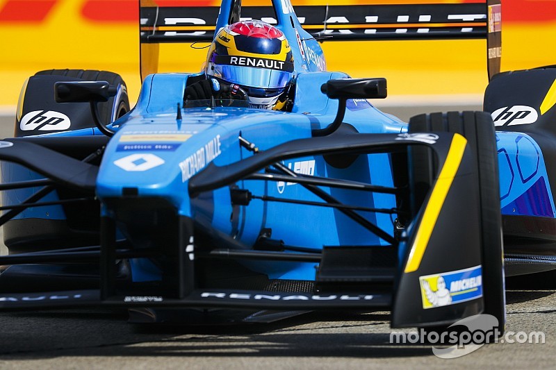 EL1 - Renault e.dams plante le décor d'entrée