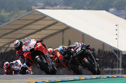 Lorenzo busca acomodo en la Yamaha de Zarco