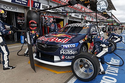 Triple Eight to conduct internal and external pitstop review