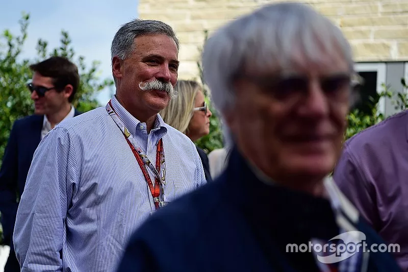 Chase Carey, président Formula One Group et Bernie Ecclestone