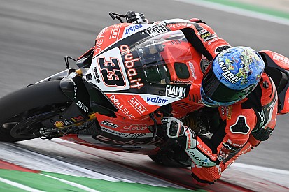 Ducati: Melandri a forte rischio taglio per il 2019. L'Italia rischia di non avere piloti di punta nel prossimo Mondiale SBK
