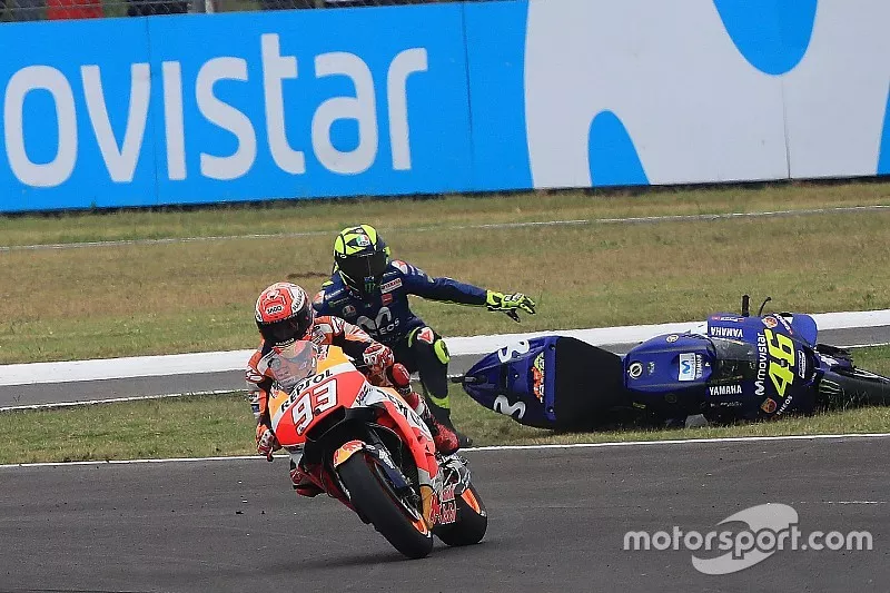 Accidente de Marc M&aacute;rquez, Repsol Honda Team y Valentino Rossi, Yamaha Factory Racing