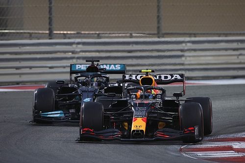 Marko reconoce el trabajo que cumple P&eacute;rez "sin rebelarse" contra Red Bull