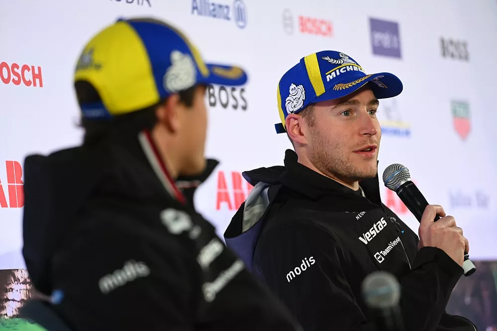 Stoffel Vandoorne, Mercedes-Benz EQ, 2nd position, Nyck de Vries, Mercedes-Benz EQ, 1st position, in the post race Press Conference