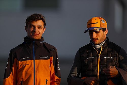 Sainz: "Norris estaba realmente feliz por mi podio, es un caballero"