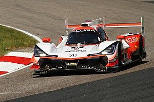 Montoya y Cameron lideran la primera práctica en Road America