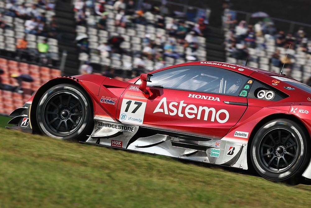 スーパーGT第7戦優勝の17号車Astemo、同レースでFCY中追い越しも