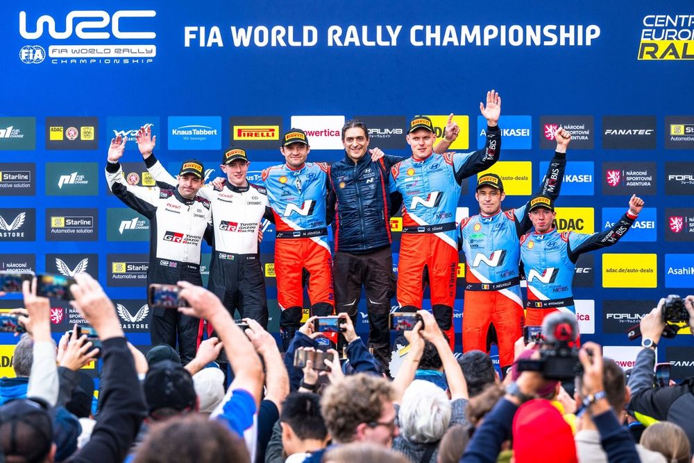 Podium: Winner Ott Tänak, Martin Järveoja, Hyundai World Rally Team Hyundai i20 N Rally1, second place Elfyn Evans, Scott Martin, Toyota Gazoo Racing WRT Toyota GR Yaris Rally1, third place Thierry Neuville, Martijn Wydaeghe, Hyundai World Rally Team Hyundai i20 N Rally1