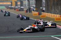 &iquest;C&oacute;mo se compara Hadjar con Tsunoda en su primera carrera en la F1?