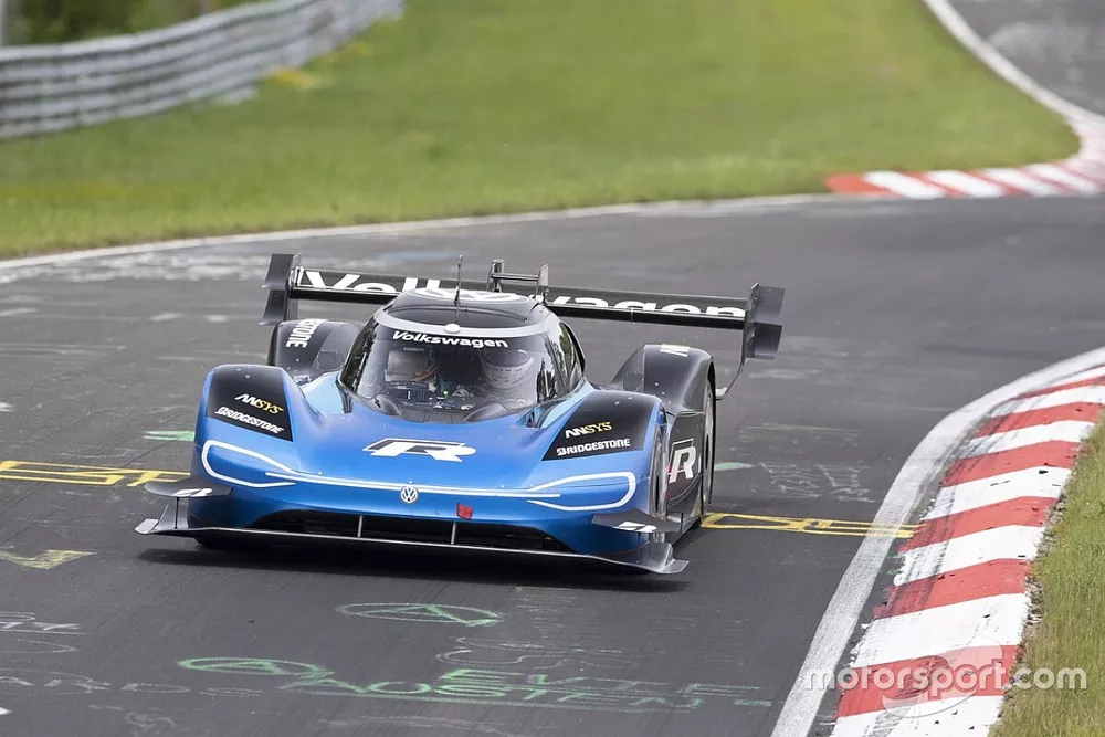 Romain Dumas, Volkswagen ID.R en el N&uuml;rburgring-Nordschleife 