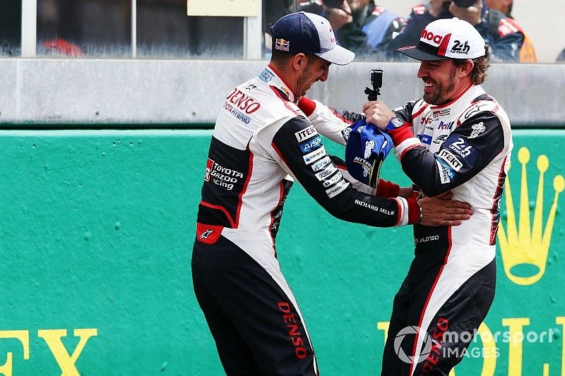 #8 Toyota Gazoo Racing Toyota TS050: Sébastien Buemi and Fernando Alonso win the Le Mans 24 Hours and the FIA World Endurance Championship Super Season 2018 / 2019