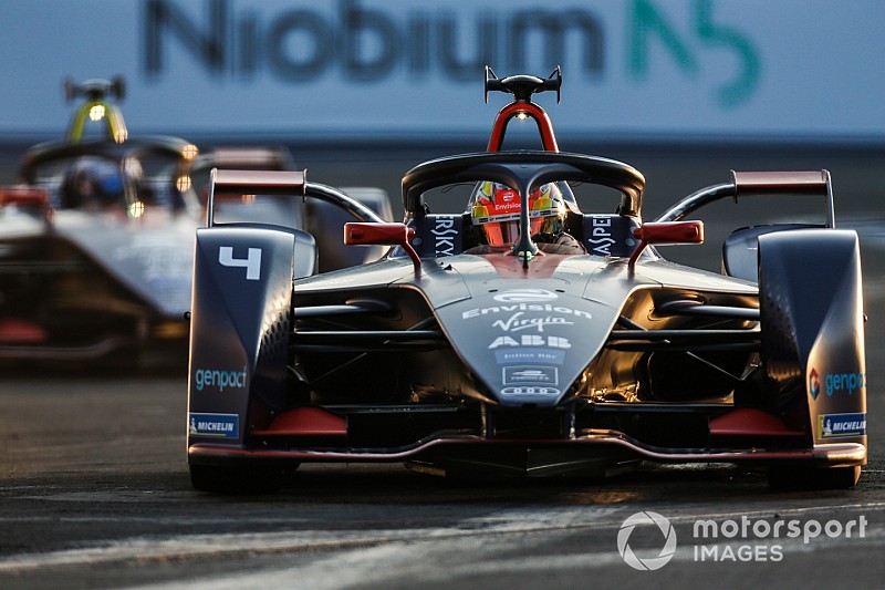 Gen2 volgens Robin Frijns ‘één van de moeilijkste auto’s om te rijden’