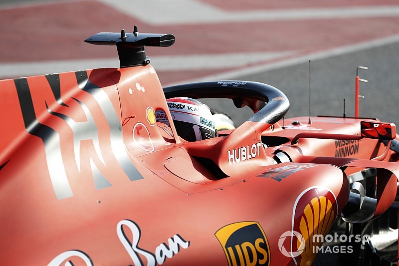 Леклер відхилив емоції в сторону на перших тестах Ferrari