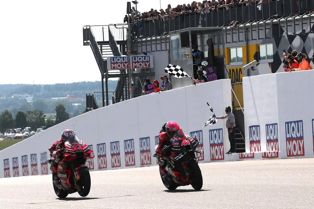 Aleix Espargaro, Aprilia Racing Team, Enea Bastianini, Ducati Team
