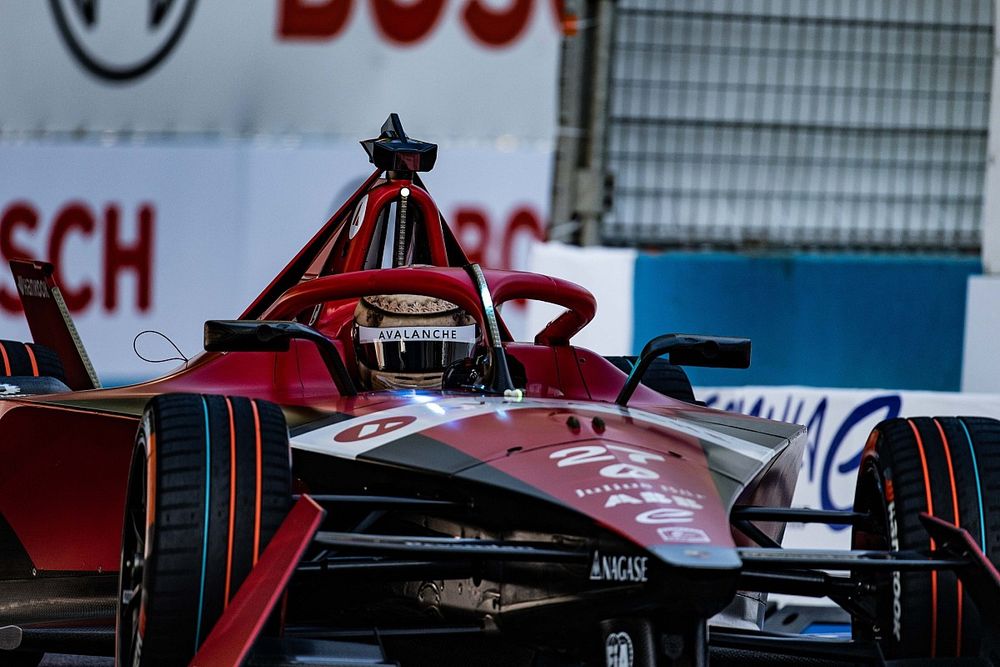 Jake Dennis, Andretti Autosport, Porsche 99 X Electric Gen3 