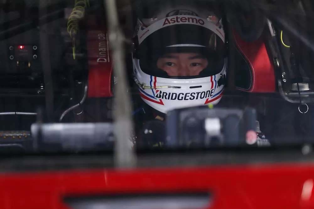 Koudai  Tsukakoshi, #17 Astemo NSX-GT