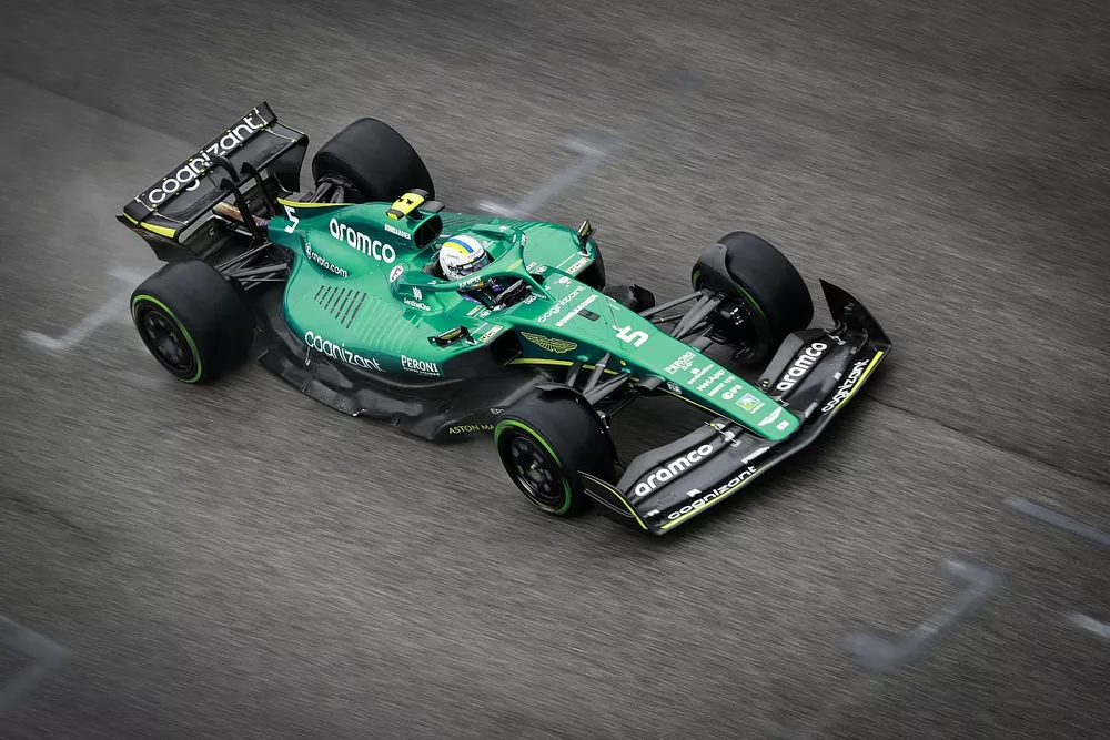 Sebastian Vettel, Aston Martin AMR22