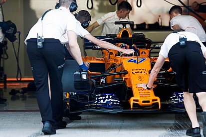 McLaren lança vídeo com carro de 2019 sendo ligado