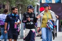 Piastri y Colapinto cambian el chasis tras sus choques; evitan el pitlane