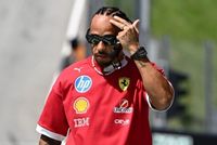Duro comienzo de Hamilton en Ferrari: frustraci&oacute;n y signos de interrogaci&oacute;n