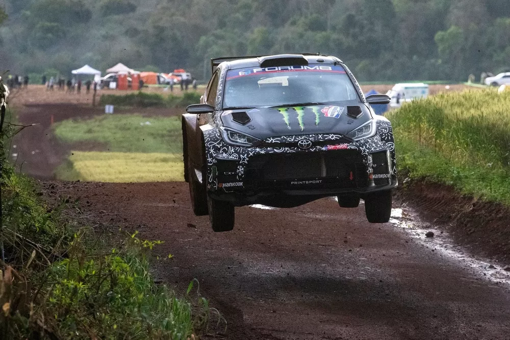 Oliver Solberg, Elliott Edmondson, Printsport Toyota GR Yaris Rally