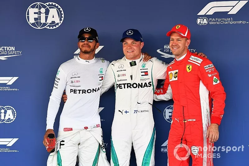 Top 3 after Qualifying, Pole sitter Valtteri Bottas, Mercedes AMG F1, Lewis Hamilton, Mercedes AMG F1, Sebastian Vettel, Ferrari