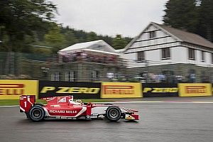 Leclerc también manda en la F2 bajo la lluvia de Spa
