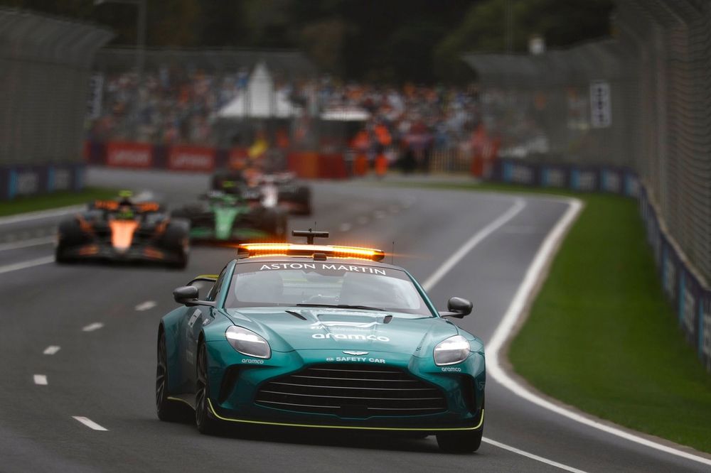 Safety car