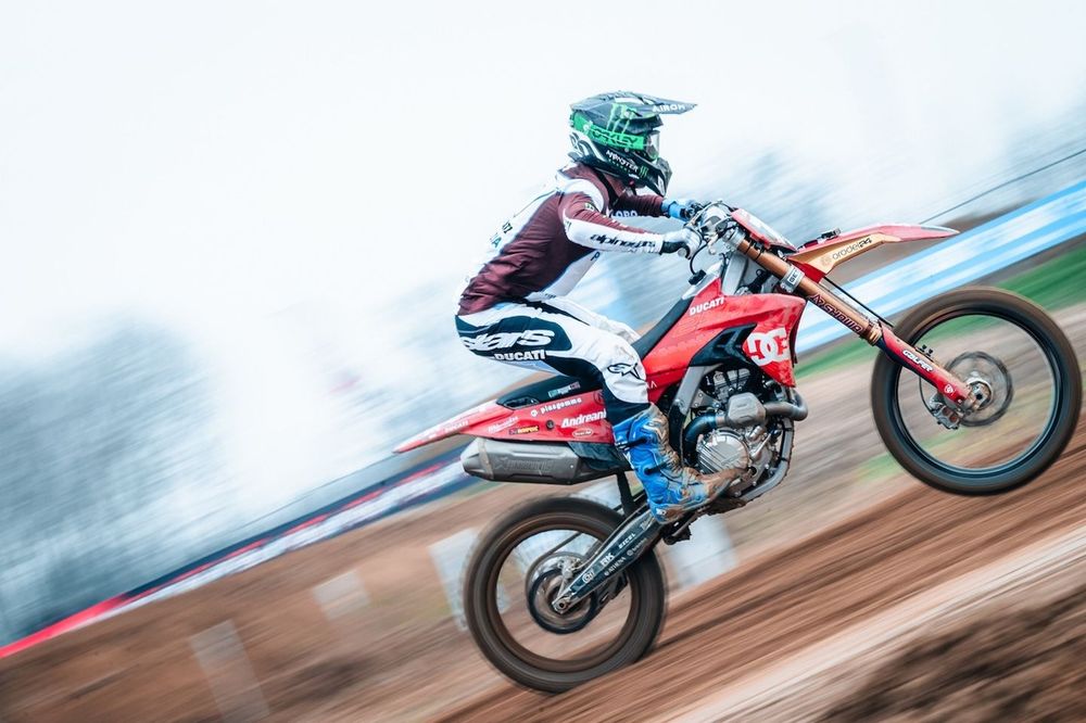 Alessandro Lupino, Desmo250 MX