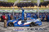 Larson gana en Texas y asegura ser finalista, Su&aacute;rez en top 10