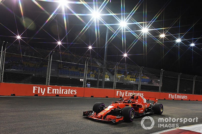 シンガポールFP2:ライコネンが首位。ベッテル痛恨のクラッシュ