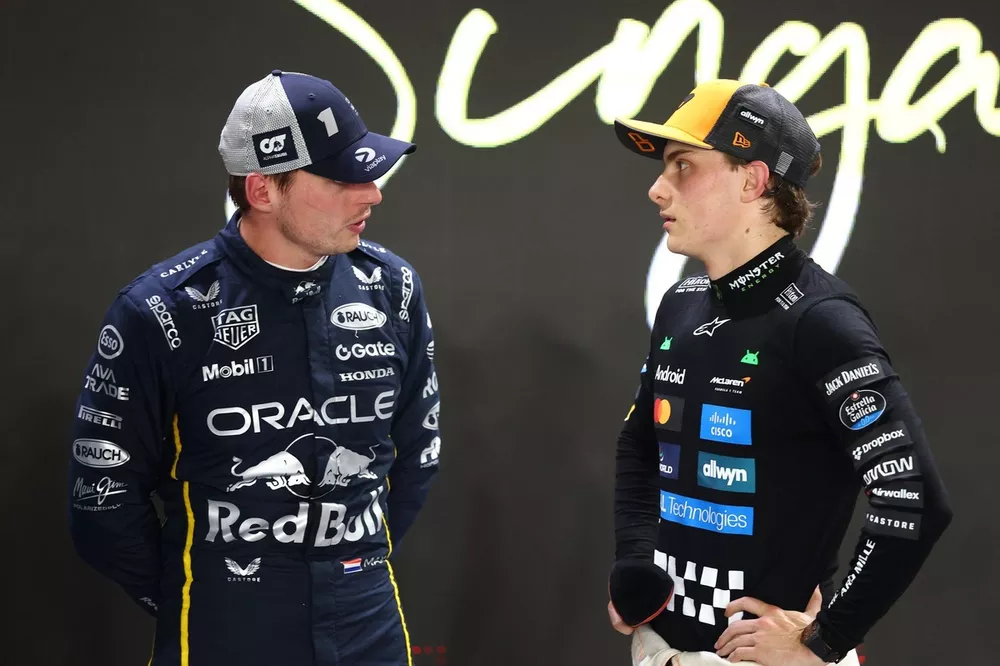 Oscar Piastri, McLaren, Max Verstappen, Red Bull Racing