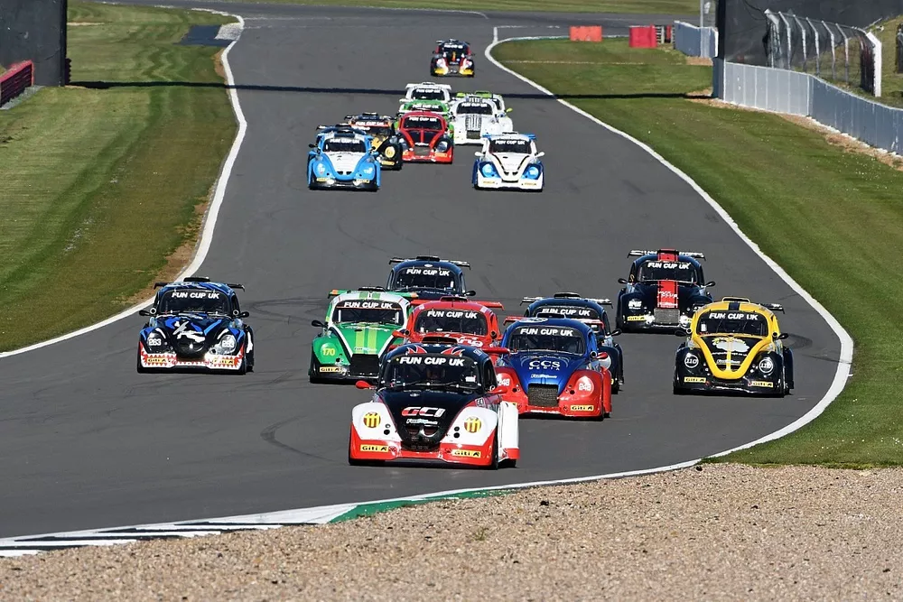 1st CHOICE auto fun cup start 