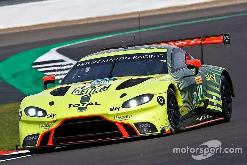 #97 Aston Martin Racing Aston Martin Vantage: Alex Lynn, Maxime Martin