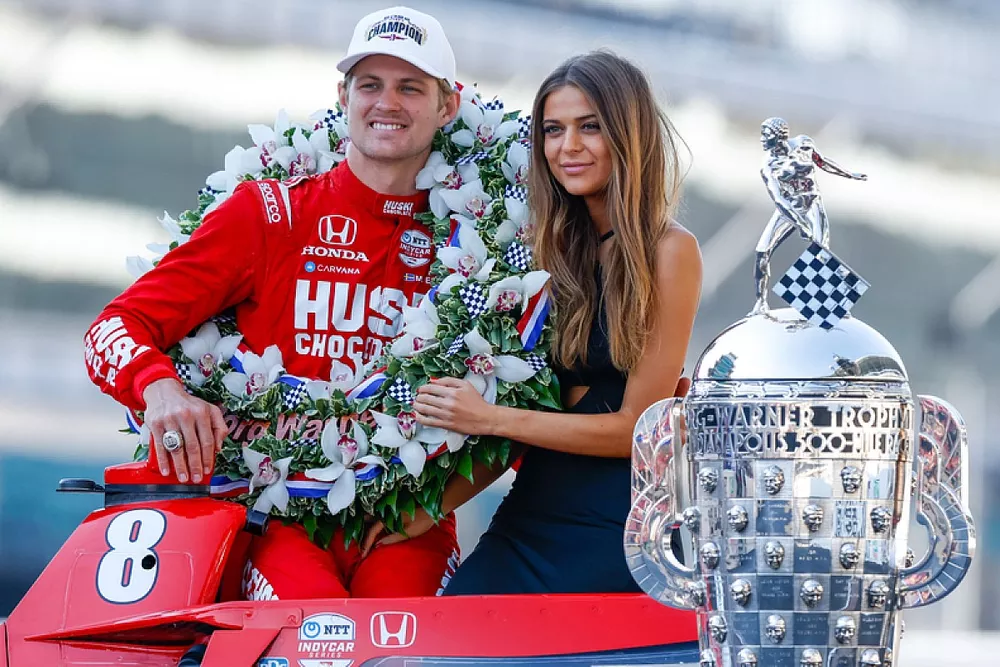 Indy-500-Sieger 2022: Marcus Ericsson, Chip Ganassi Racing Honda, mit Freundin Iris Jondahl