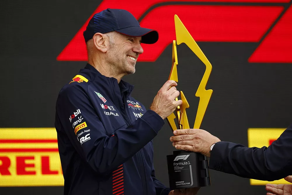 Podio: Adrian Newey, director de tecnolog&iacute;a de Red Bull Racing
