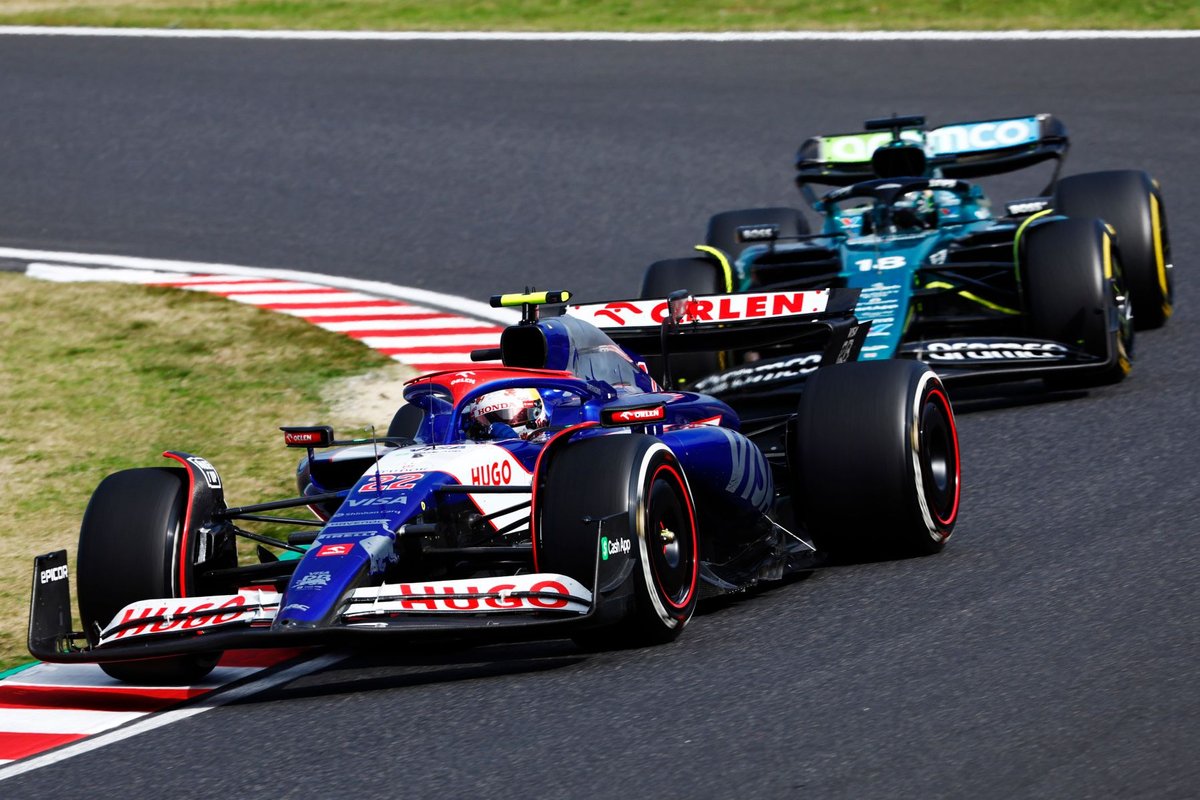 【鈴鹿サーキット別注】角田裕毅 VCARB 1/43 2024日本GP F1 F1分析｜角田裕毅、日本GP”3台抜き”ピットは幸運な部分も？ 終盤