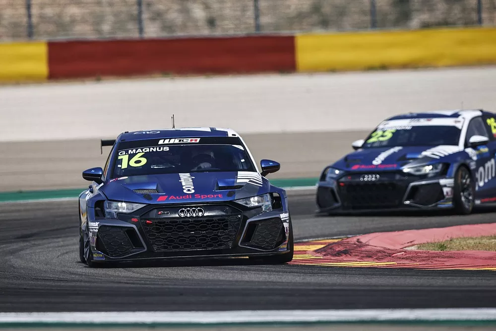 Gilles Magnus, Comtoyou Team Audi Sport, Audi RS 3 LMS