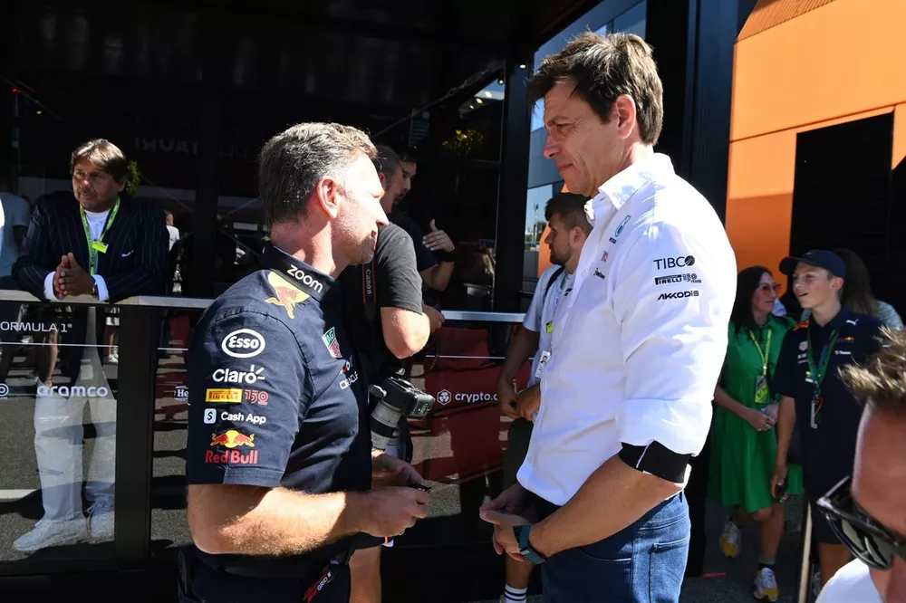 Christian Horner, Team Principal, Red Bull Racing, Toto Wolff, Team Principal and CEO, Mercedes AMG