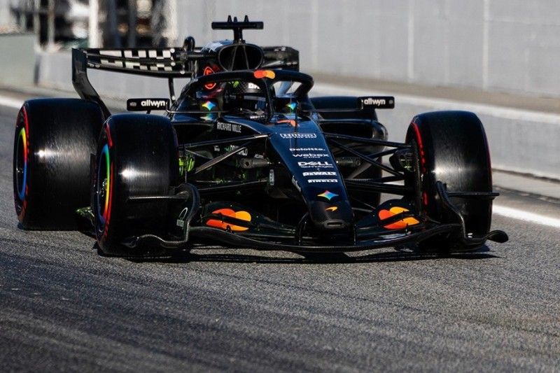 McLaren: "Kleine, l&auml;stige Probleme" sorgen f&uuml;r R&uuml;ckstand