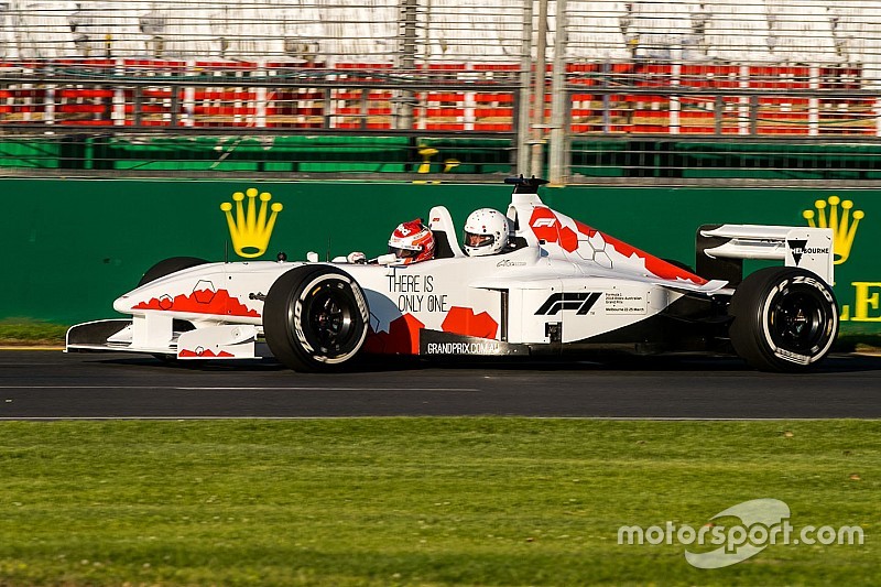 TCR aracı, Avustralya Grand Prix’sinde Minardi F1 aracıyla yarışacak