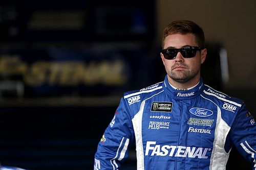 Stenhouse lidera la primera pr&aacute;ctica en Atlanta con Su&aacute;rez en 13&deg;